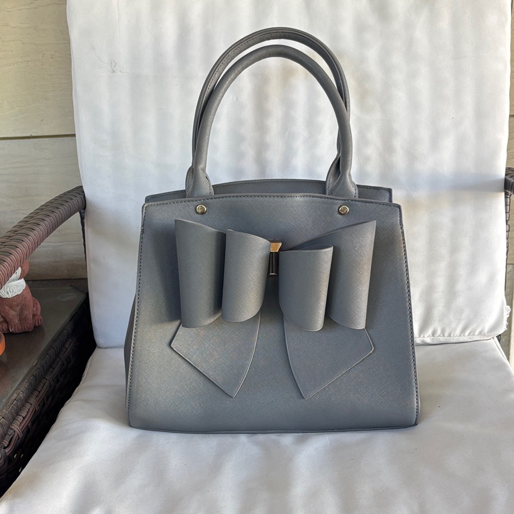 Elegant Grey Bow-Accent Satchel Handbag